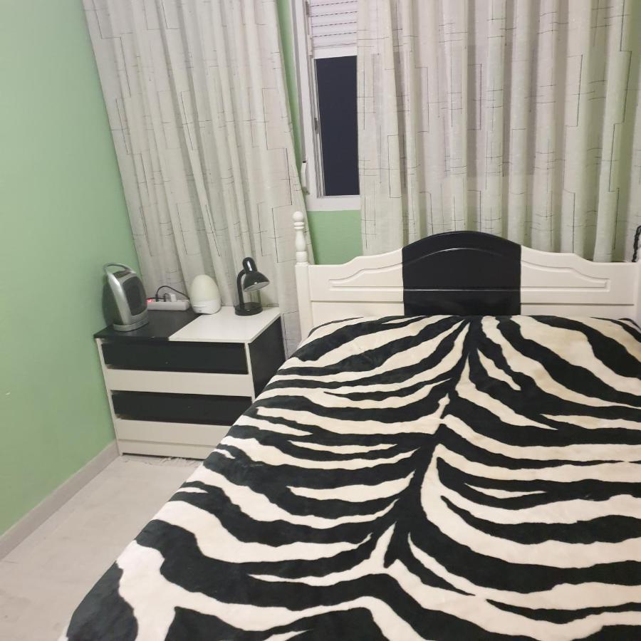 Ferienwohnung Apartamento Urbano Arregui Torrevieja Exterior foto